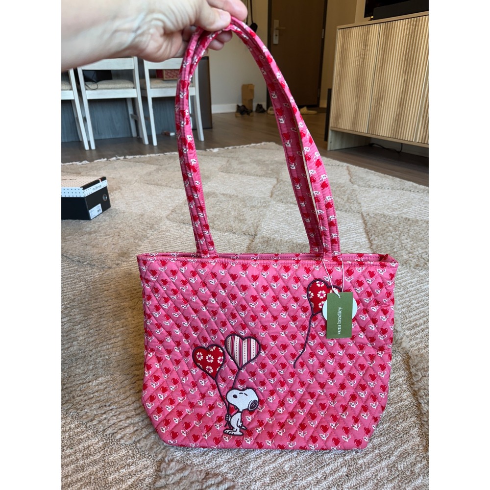 Vera Bradley Peanuts Snoopy Love Small Vera Tote Bag Pink Heart‎ Quilted NWT